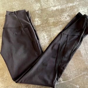 Lululemon, Size 6 Black Stretch Pant